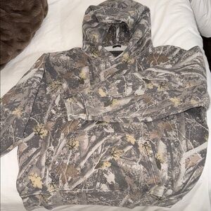 Abercrombie men’s camo hoodie